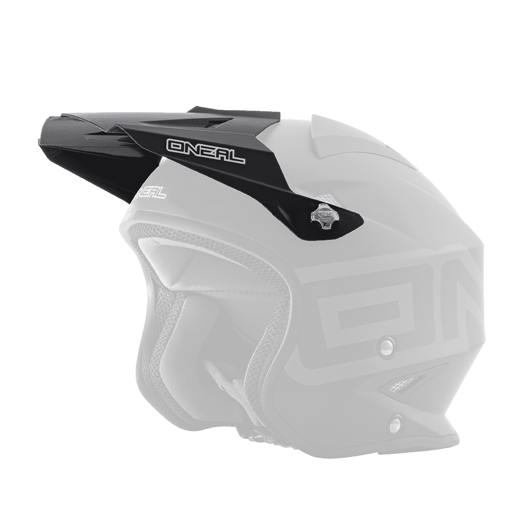 Der O'NEAL Visor SLAT Helmet SOLID ist ein mattschwarzer, offener Motocross-Helm mit einem Visier und einem markanten ON-Branding, das von der Seite auf einem transparenten Hintergrund zu sehen ist.