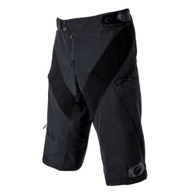 Schwarze, knielange O'NEAL GENERATOR Shorts mit mehreren Reißverschlusstaschen und einem Knopfverschluss an der Taille. Das sportliche Design zeichnet sich durch schräge Nähte und Mesh-Belüftungsöffnungen für Atmungsaktivität aus, perfekt für deine MTB-Ausrüstung.