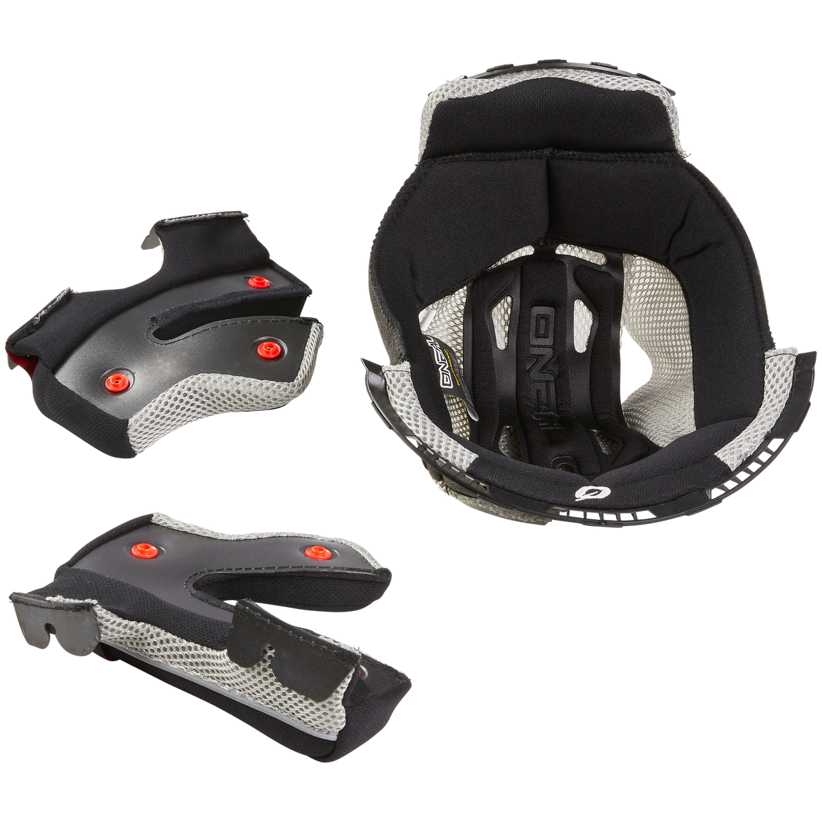 Auf weißem Hintergrund sind drei Teile von O'NEAL Liner & Cheek Pads für den 10SRS Helm abgebildet: der Haupt-Innenfutter-Liner und zwei Wangenpolster in schwarz und grau mit roten Druckknöpfen.