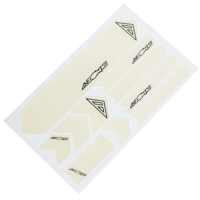 Ein weißes Blatt mit mehreren cremefarbenen AZONIC FRAME GUARDS, jeweils mit dem Schriftzug "AZONIC" und einem dreieckigen Logo, die in verschiedenen Formen und Größen zum Schutz oder zur Dekoration angeordnet sind.