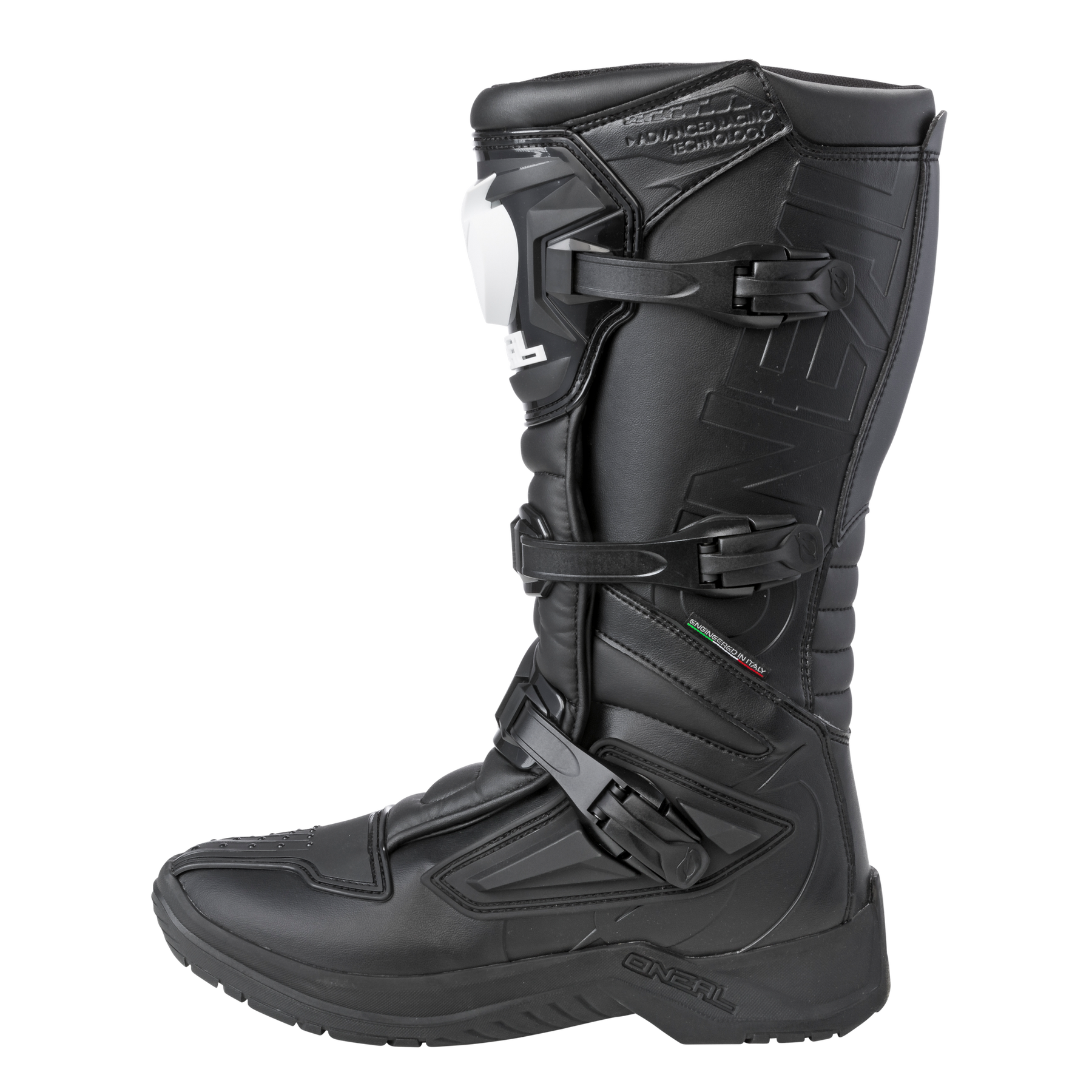 Ein schwarzer O'NEAL RSX Stiefel mit Schnallen, verstärktem Schienbeinschutz, detaillierten Nähten, einer robusten Sohle und dem O'NEAL-Logo (von der Seite).