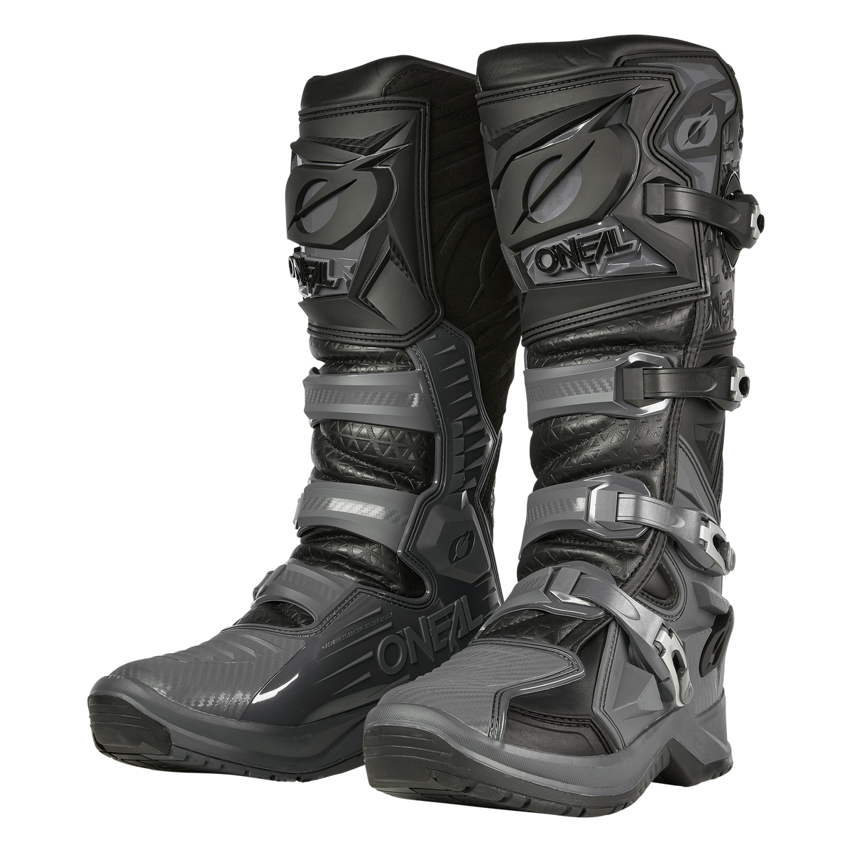 Steigern Sie Ihr nächstes Offroad-Abenteuer mit den O'NEAL RMX PRO Stiefeln - schwarze und graue Stiefel mit strukturierter Oberfläche, verstärkten Einsätzen, metallischen Schnallenverschlüssen und dem typischen O'NEAL-Branding.