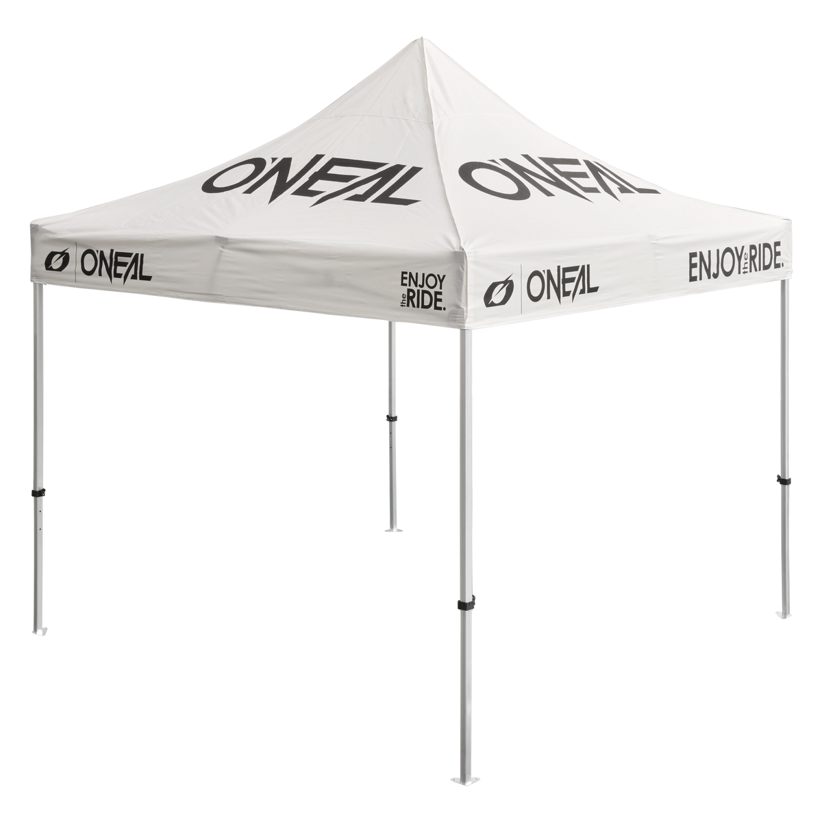 Das O'NEAL RACE TENT ist ein weißes Außenzelt mit den Aufschriften "O'NEAL" und "ENJOY RIDE" in schwarzer Farbe auf dem Dach und den Seiten, das von vier Metallfüßen getragen wird.