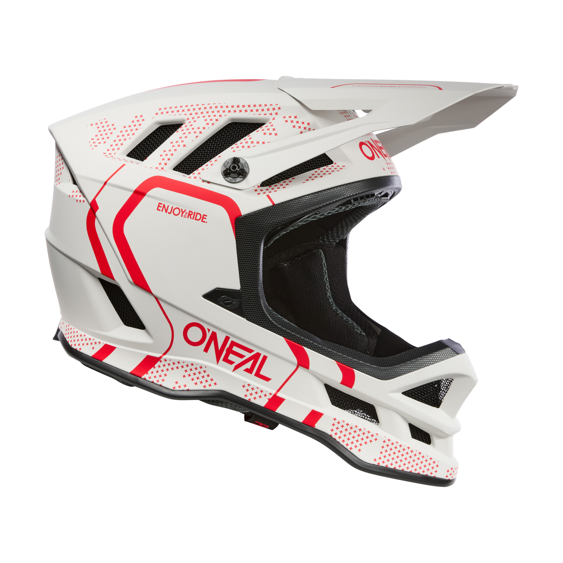 Der O'NEAL BLADE Polyacrylite Helm STRIKE ist ein weißer MTB-Helm mit roten Akzenten, einem Visier und Belüftungsschlitzen - ideal für Motocross oder Mountainbiking. Der O'NEAL Schriftzug befindet sich auf der Seite.