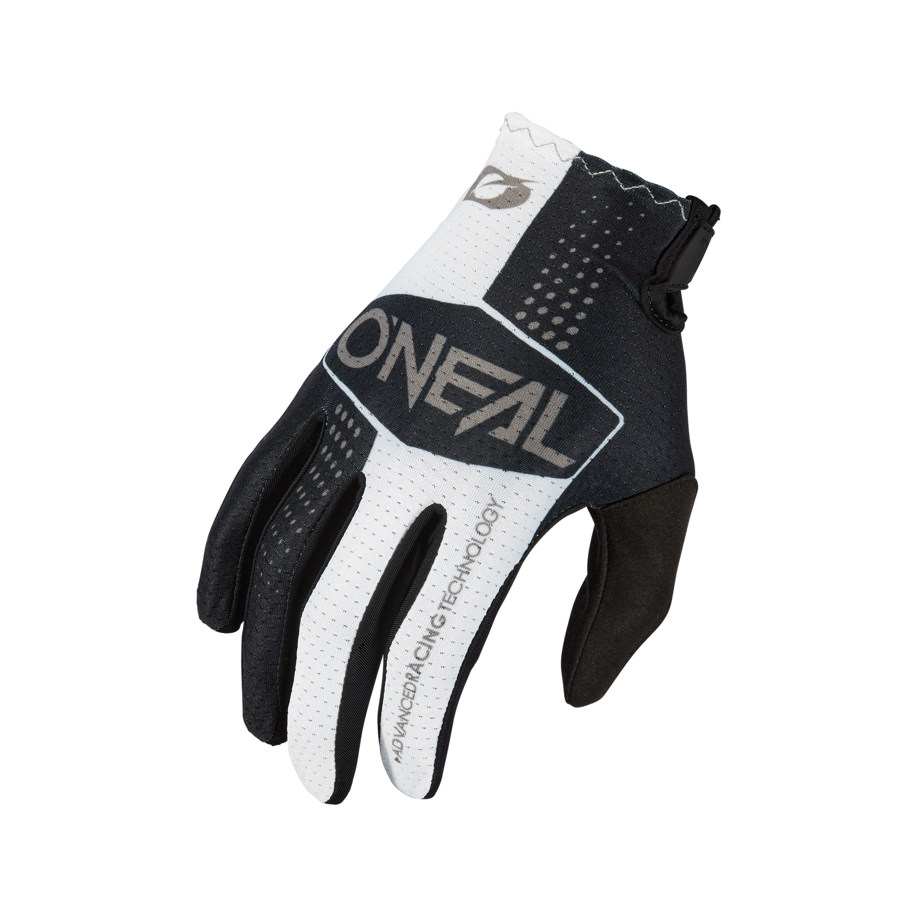 Der O'NEAL MATRIX Handschuh SPLIT von O'NEAL ist in schwarz-weiß gehalten, mit der Handfläche nach unten und dem Schriftzug "O'NEAL" auf dem Handrücken - ideal als Rad- oder Motocross-Handschuh.