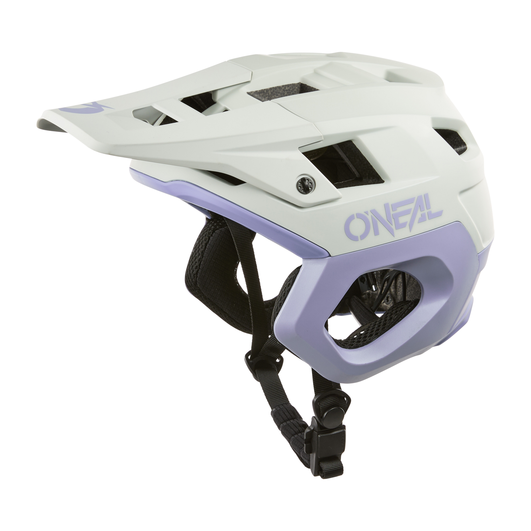 Der O'NEAL TRAPPER Helmet SOLID ist ein weißer und lavendelfarbener Fahrradhelm mit einem Visier, Belüftungsöffnungen, verstellbaren Riemen und einer sicheren Schnalle.