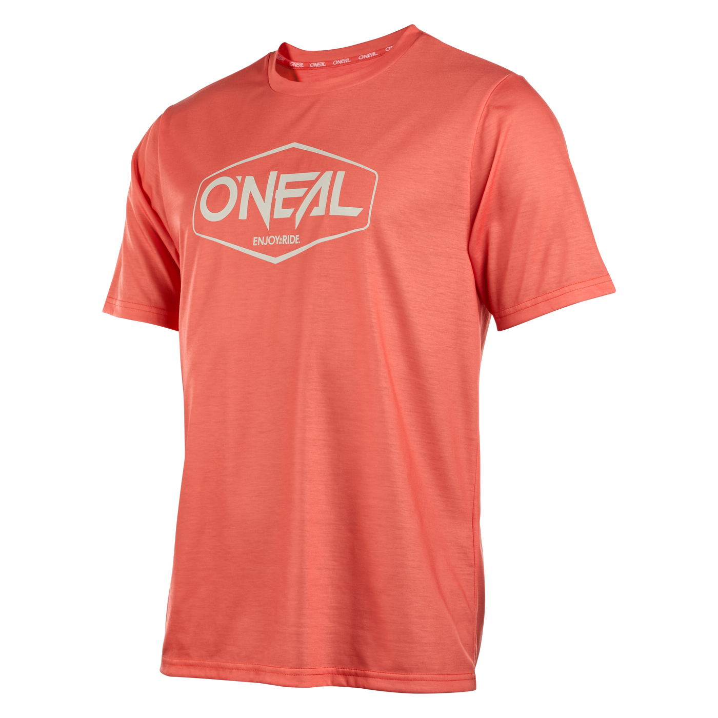Das O'NEAL VAULT Jersey ist ein korallenrotes, kurzärmeliges Mountainbike-Trikot mit einem weißen "ENJOY RIDE"-Logo in einem Sechseck auf der Brust, das auf einem unifarbenen Hintergrund abgebildet ist.