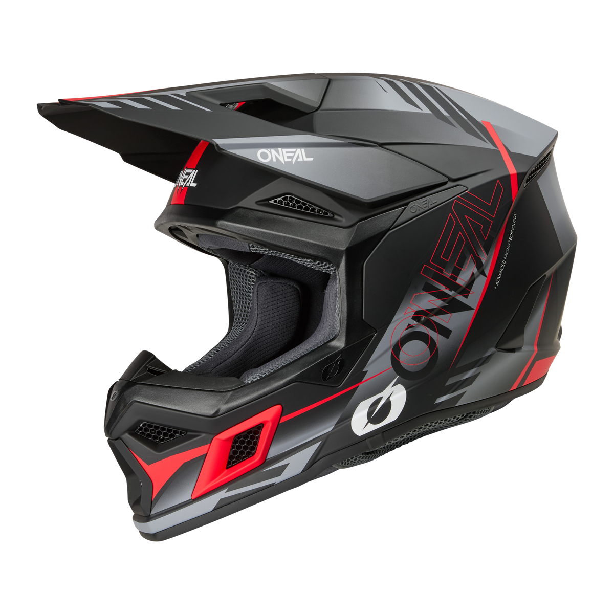 Der O'NEAL 3SRS Helm HAZE ist ein mattschwarzer und roter Integralhelm mit "O'NEAL"-Schriftzug, Visier und eckigen Belüftungsöffnungen, die für maximalen Schutz und Luftstrom sorgen.