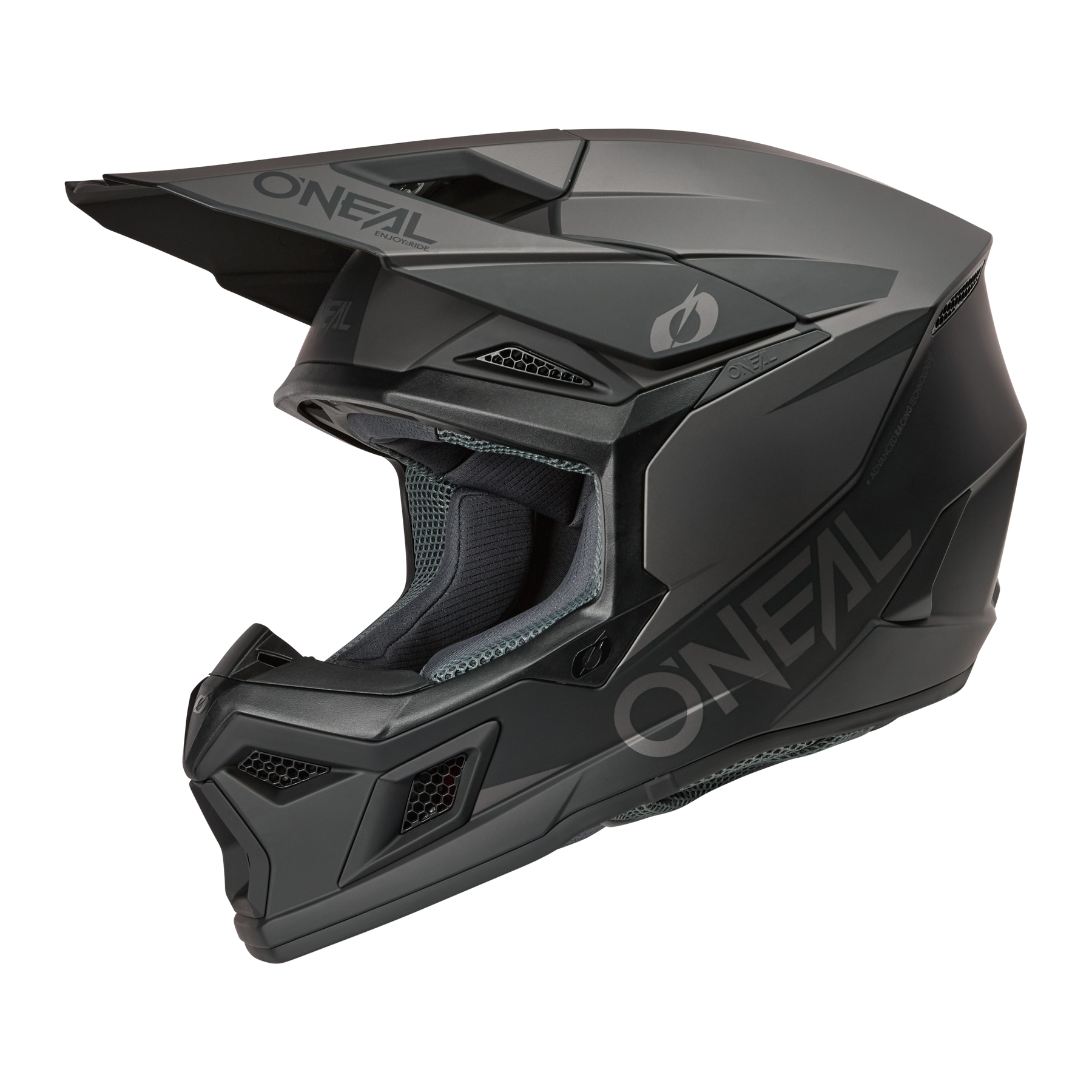 Der O'NEAL 3SRS Helm SOLID ist ein mattschwarzer Motocross-Helm mit Visier, Belüftungsöffnungen, aerodynamischem Design und O'NEAL-Branding an der Seite.