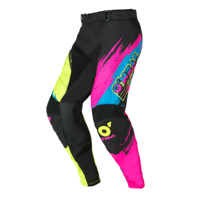 Die O'NEAL MAYHEM Pants RESEDA von O'NEAL zeichnet sich durch ein gewagtes Design mit schwarzen, neongelben, knallpinken und blauen Akzenten, auffälligen grafischen Mustern und dem O'NEAL-Logo aus.