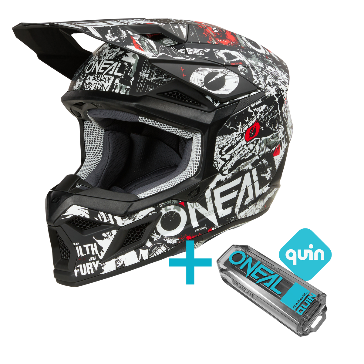 Das O'NEAL 3SRS Attack Quin Bundle besteht aus einem schwarz-weißen O'NEAL Motocross-Helm mit auffälligen Grafiken, gepaart mit einem blauen Quin Pro Smart Sensor und einem Akkupack für fortschrittliche Smart-Helm-Integration.