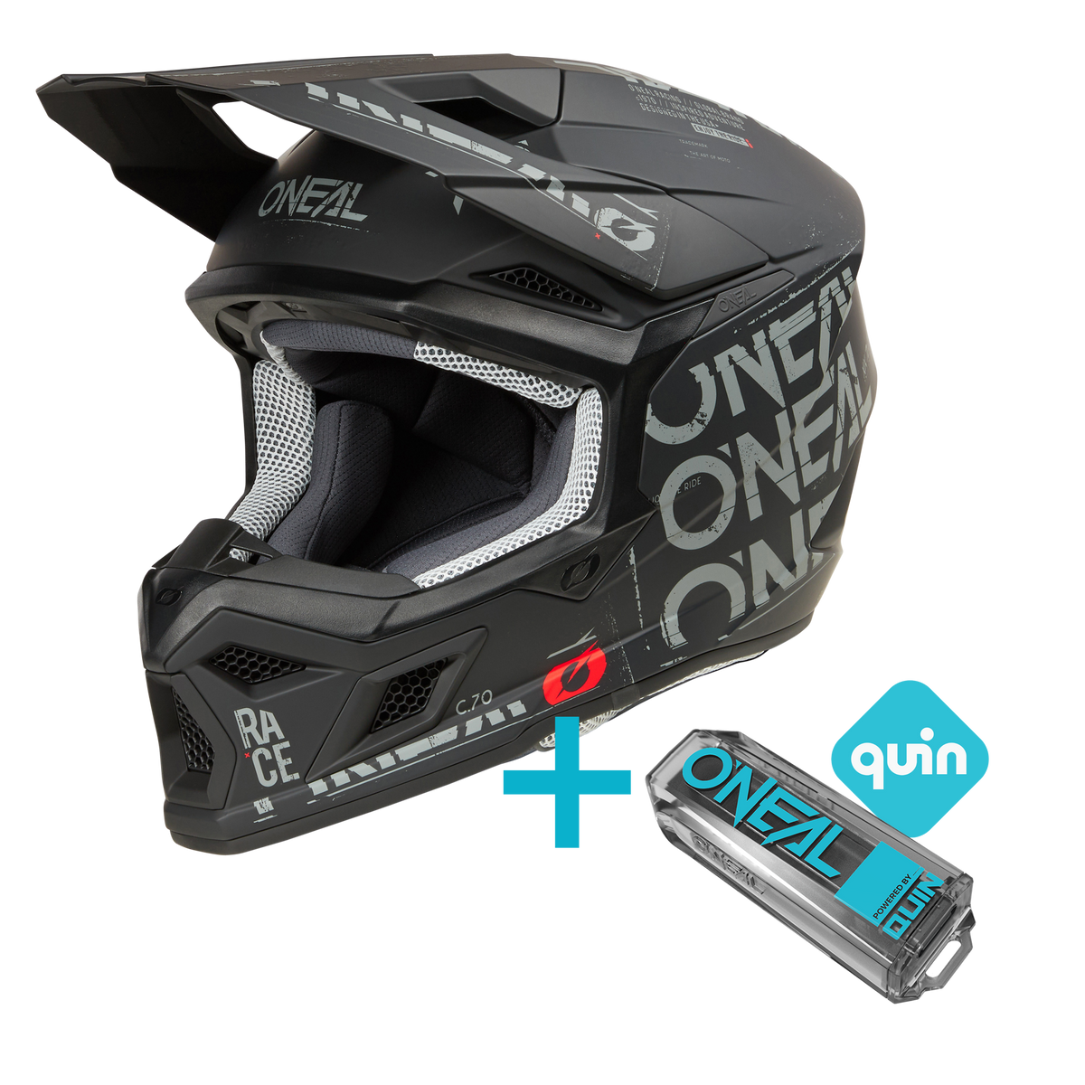 Das O'NEAL 3SRS Static Quin Bundle besteht aus einem schwarzen Motocross-Vollvisierhelm mit grauen und weißen Akzenten sowie einem blauen Quin Pro Smart Sensor und Logo.