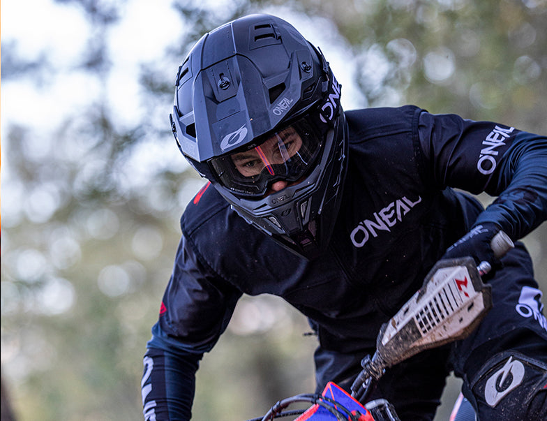 O'NEAL EX-SRS Helmet HITCH