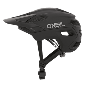 Der schwarze O'NEAL TRAILFINDER Helm SOLID verfügt über ein Visier, seitliche Belüftung, verstellbare Riemen und einen Clip-Verschluss. Mit dem O'NEAL-Logo an der Seite ist dieses schlanke und aerodynamische Design perfekt zum Mountainbiken.