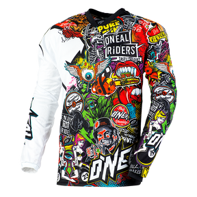 Das O'NEAL MAYHEM Jersey CRANK von O'NEAL ist ein farbenfrohes, langärmliges Motocross-Trikot voller farbenfroher, vielseitiger Grafiken und Logos. Das Design zeigt verschiedene cartoonartige Illustrationen, darunter Totenköpfe, Flammen und Biker-Motive. Hergestellt aus High-Performance-Qualitätsmaterialien für unübertroffenen Komfort, sind die vorherrschenden Farben Rot, Schwarz, Weiß, Gelb und Blau.