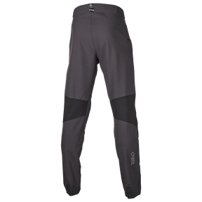 Die O'NEAL LEGACY Pants in Dunkelgrau hat schwarze Knieaufnäher, elastische Bündchen und ein dezentes O'Neal-Logo am linken unteren Bein - ideal für Downhill Gravity oder Enduro Race-Performance - auf weißem Hintergrund.