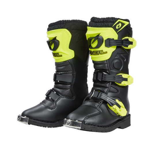 Die O'NEAL RIDER PRO Stiefel Kinder sind schwarze Offroad-Stiefel mit neongelben Akzenten und Schnallen, die mit dem O'NEAL-Logo auf der Vorderseite und an der Seite versehen sind. Sie wurden entwickelt, um jungen Fahrern optimalen Schutz zu bieten.