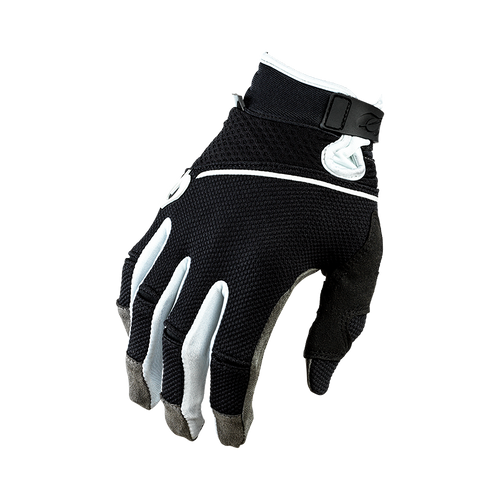 Der O'NEAL REVOLUTION Nanofront Handschuh ist ein schwarz-weißer Fahrradhandschuh mit atmungsaktivem Mesh und verstärkten grauen Fingerspitzen, ideal für MTB, auf weißem Hintergrund.