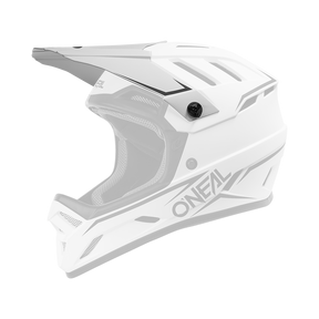 Un casco da motocross integrale O'NEAL Visor Backflip Helmet Solid bianco di O'NEAL, mostrato con accenti neri in una vista laterale di tre quarti su uno sfondo bianco.