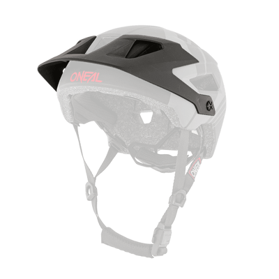 Le casque O'NEAL Visor DEFENDER Helmet NOVA est un casque de vélo noir et gris avec des trous d'aération, une mentonnière et une marque O'NEAL rouge sur le côté.