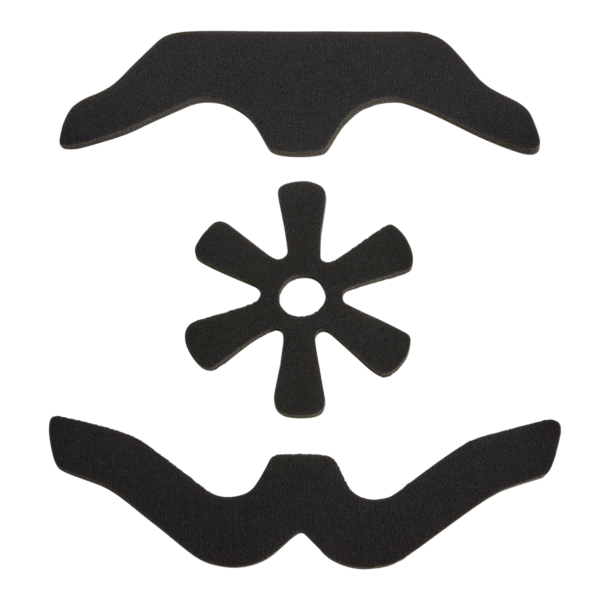 Das O'NEAL Liner DIRT LID Helmet Set von O'NEAL besteht aus drei schwarzen Schaumstoffpads - einem halbmondförmigen, einem mit acht Blütenblättern und einem gewellten Streifen - auf weißem Hintergrund.