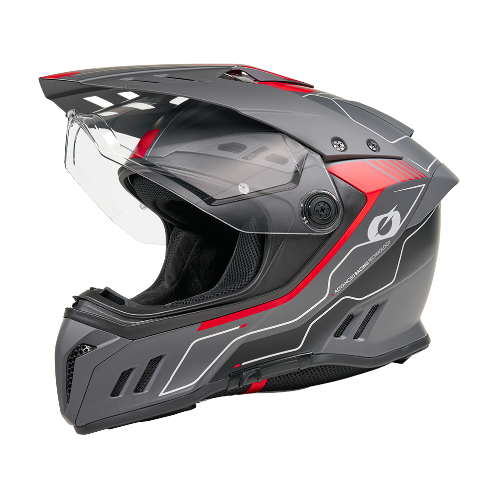 Ein schwarz-roter O'NEAL SIERRA RS Helm ECHO Motorradhelm mit aerodynamischen Belüftungsöffnungen, klarem Visier und optionalem Quin Smart Safety Sensor, dargestellt auf weißem Hintergrund.