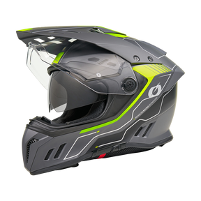 Ein mattgrauer O'NEAL SIERRA RS Helm ECHO Motorradhelm mit neongelben und weißen Akzenten, klarem Visier, schwarzer Innenausstattung, Quin Smart Safety Sensor und aerodynamischen Belüftungsöffnungen wird im Seitenprofil auf einem einfarbig weißen Hintergrund gezeigt.