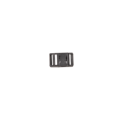 Der O'NEAL Fidlock Spare Buckle Full Face Helmet ist ein kleiner, schwarzer, rechteckiger Kunststoffverschluss mit zwei seitlichen Schlitzen, die mit "GENERAL" beschriftet sind und einem Pfeil, der die Befestigungsrichtung anzeigt.