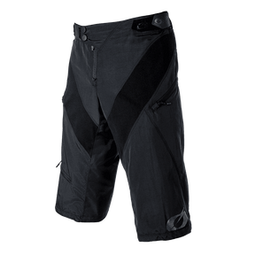 Schwarze, knielange O'NEAL GENERATOR Shorts mit mehreren Reißverschlusstaschen und einem Knopfverschluss an der Taille. Das sportliche Design zeichnet sich durch schräge Nähte und Mesh-Belüftungsöffnungen für Atmungsaktivität aus, perfekt für deine MTB-Ausrüstung.