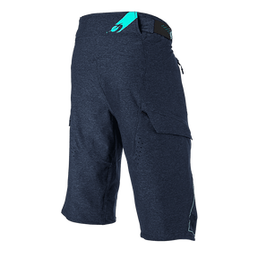 Ein Paar dunkelgraue, knielange O'NEAL TOBANGA Shorts mit Taschen und einem blaugrünen Akzent am Bund, von hinten betrachtet, bieten hohe Bewegungsfreiheit.