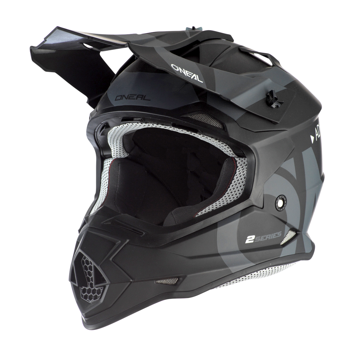 Wir präsentieren den O'NEAL 2SRS Helm SLICK: einen schwarzen Integralhelm mit matter Oberfläche, Visier und Belüftungsöffnungen. Dieser stylische Helm trägt stolz die Marke „O'NEAL“ auf der Vorder- und der Seite sowie den Aufdruck „2SRS“ auf der Seite. Für zusätzlichen Komfort ist die Innenseite mit grauem und weißem Mesh gepolstert.