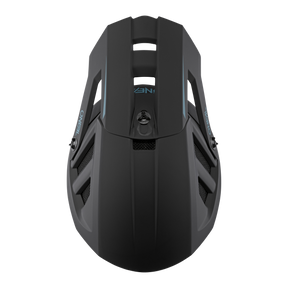 Draufsicht des O'NEAL BLADE Polyacrylite Helm SOLID, eines mattschwarzen MTB-Helms mit aerodynamischen Belüftungsöffnungen von O'NEAL.