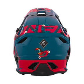 Rückansicht eines farbenfrohen O'NEAL BLADE Polyacrylite Helm RIO mit tropischem Design mit Papagei und Blumen. Der Helm hat rote, blaue und schwarze Elemente mit dem Wort „VEGA“ oben drauf, was den lebendigen Stil eines O'NEAL-Helms verkörpert.