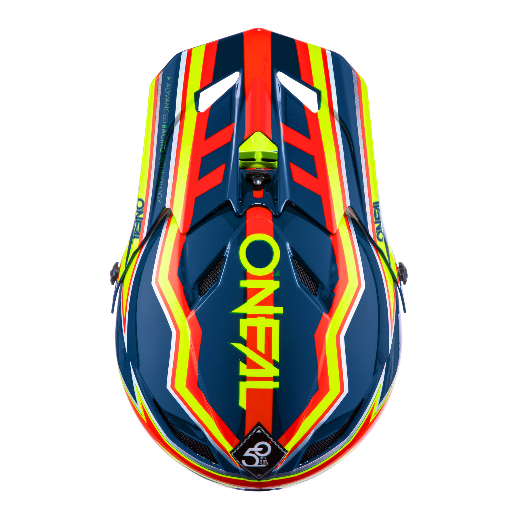 Eine Draufsicht auf den lebhaften O'NEAL FURY Helm RAPID zeigt markante rote, gelbe und orange Linien auf einer dunklen Grundfarbe. Das Design enthält das Wort „O'NEAL“ in fetten, gelben Buchstaben auf der Oberseite und ein „50 Jahre“-Logo auf der Vorderseite. Dieser Helm bietet mit seinen scharfen, aerodynamischen Belüftungsöffnungen sowohl Komfort als auch Sicherheit.