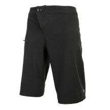 Ein Paar schwarze, knielange O'NEAL MATRIX Chamois Shorts mit einem Frontverschluss mit zwei Knöpfen. Die Shorts haben eine Seitentasche mit Reißverschluss und sichtbaren Nähten. Das Material wirkt strapazierfähig, wodurch sie für verschiedene Outdoor-Aktivitäten geeignet ist und perfekt zur MTB-Ausrüstung von O'NEAL passt.