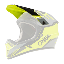 Ein O'NEAL Visor BACKFLIP Helm STRIKE in leuchtendem Gelb und Schwarz ist auf schwarzem Hintergrund abgebildet. Dieser O'Neal Integral-Motocrosshelm verfügt über elegante aerodynamische Designelemente, ein markantes Visier und eine Schutzpolsterung im Inneren, die sowohl Sicherheit als auch Stil betont.