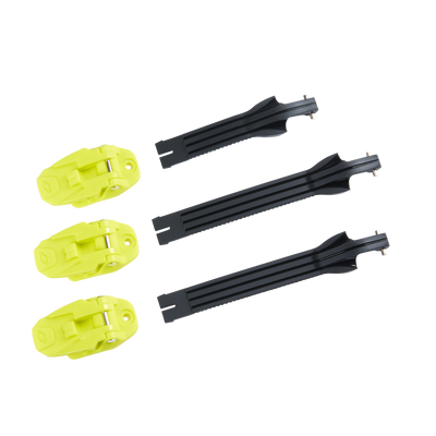 Se muestran tres conjuntos completos de hebillas O'NEAL RIDER PRO Yout Boot uno al lado del otro, con clips de plástico amarillos y largos raíles estriados negros sobre fondo blanco.
