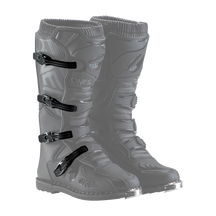Ein Paar O'NEAL TRIBUTE Jugendstiefel mit mehreren Schnallenverschlüssen und verstärktem Zehenschutz. Die für Offroad- und Motocross-Aktivitäten konzipierten Stiefel zeichnen sich durch eine robuste Konstruktion aus und zeigen stolz den Markennamen O'NEAL.