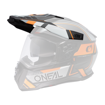 Der O'NEAL Visor D-SRS Helmet SQUARE ist ein schwarz-orange-weißer Offroad-Helm mit geometrischem Design und Visier mit O'NEAL-Branding auf schwarzem Hintergrund.