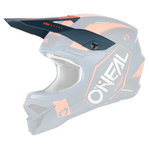 Der O'NEAL Visor 3SRS Helm HEXX in einem auffälligen Farbschema aus Blau und Orange verfügt über das auffällige O'Neal-Logo an der Seite. Dieser Integralhelm ist mit einem Visier, einem ausgeprägten Kinnschutz und Belüftungsöffnungen für optimalen Schutz bei Offroad-Bike-Aktivitäten ausgestattet.