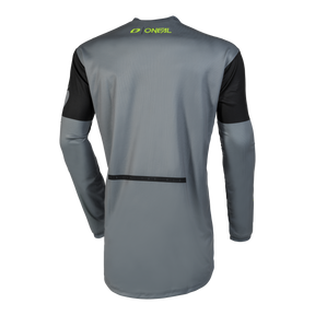 Rückansicht eines langärmligen grau-schwarzen O’NEAL ELEMENT Jerseys der Marke mit dem „Oneal“-Logo in grüner Nähe des Halsausschnitts aufgedruckt. Das taillierte Design sorgt für perfekten Sitz, während das atmungsaktive Material für Komfort beim Sport oder körperlichen Aktivitäten sorgt. Schwarze Akzente an den Oberarmen runden den Look ab.