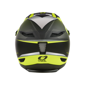 Der O'NEAL FURY Helm STAGE ist ein eleganter, schwarz-neongelber Motocross-Helm mit dem Logo O'NEAL auf der Rückseite. Dieser stylische Mountainbike-Helm verfügt über ein Muster aus kleinen Punkten, zwei Belüftungsöffnungen und einen Mesh-Lufteinlass oben in der Mitte für maximalen Komfort und Belüftung.