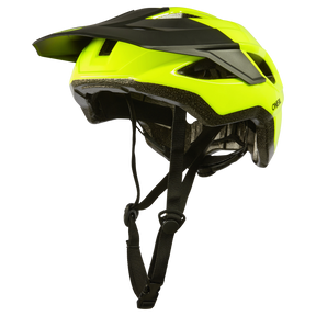 Der O'NEAL MATRIX Helm SOLID in Neongelb verfügt über ein schlankes, aerodynamisches Design mit Visier, verstellbaren Riemen und Belüftungsöffnungen für mehr Sicherheit und hervorragenden Komfort vor weißem Hintergrund.