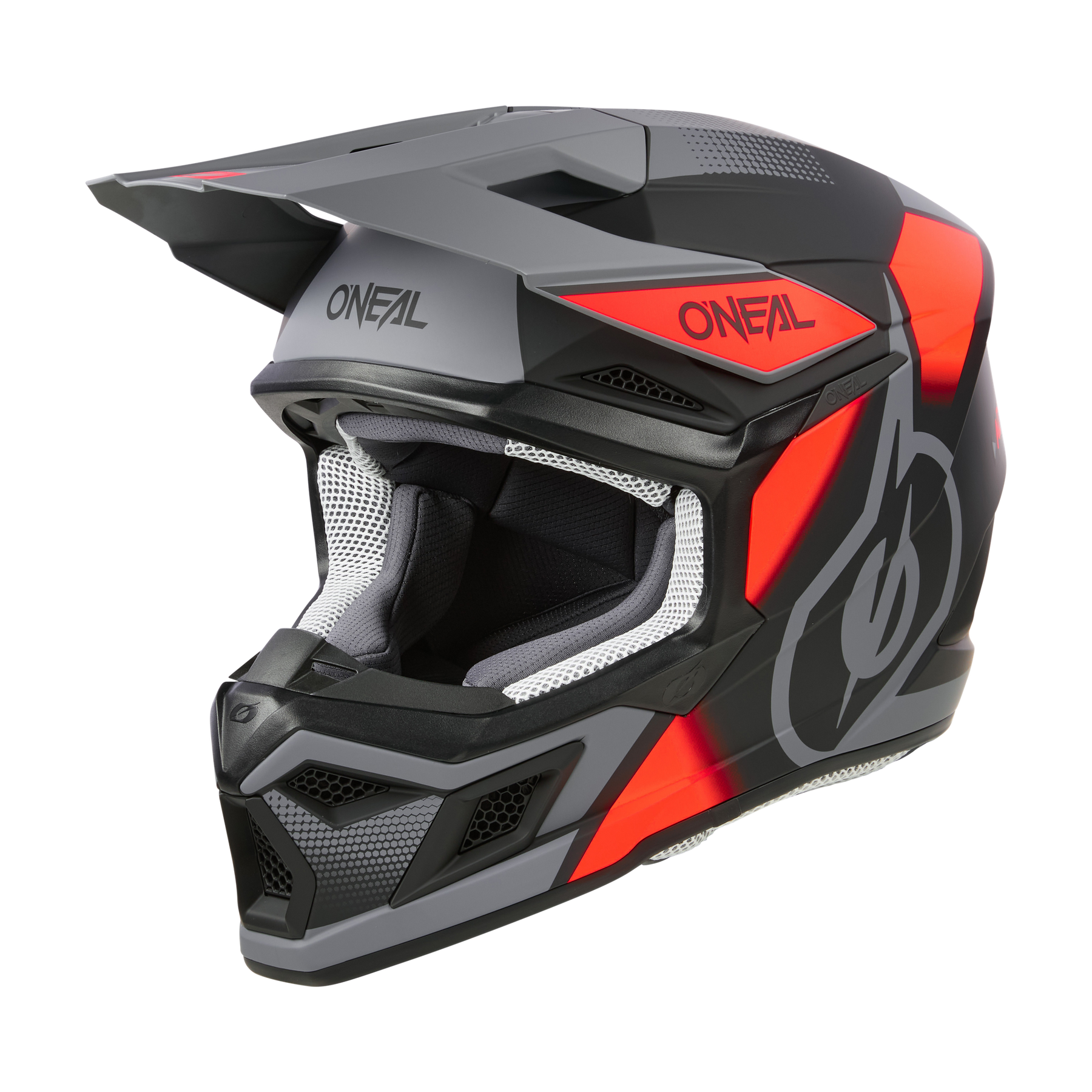Der O'NEAL 3SRS Helm VISION ist ein schwarzer, grauer und roter Motocross-Vollvisierhelm mit kühnen geometrischen Mustern, dem O'NEAL-Logo und einer dynamischen stilisierten Flammengrafik an der Seite.