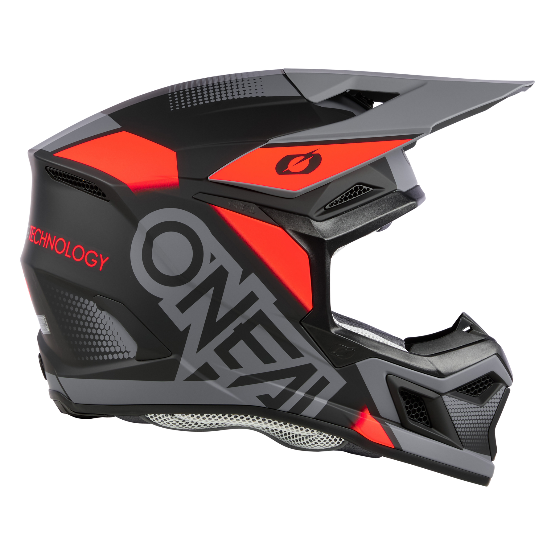 Ein schwarz-roter O'NEAL 3SRS Helm VISION Motocross-Vollvisierhelm mit kantigem Design und Belüftungsöffnungen, von der Seite betrachtet.