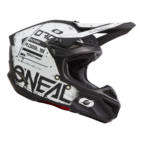 https://cdn.oneal.eu/assets/_default_upload_bucket/2024_ONeal_5SRS%20Polyacrylite%20Helmet%20SCARZ%20V.24_black_white_45_left.png