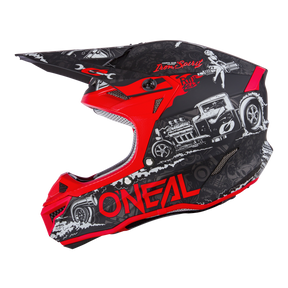 Der O'NEAL 5SRS Polyacrylite Helm HR ist ein lebendiger Motocross-Helm, überwiegend in Schwarz mit roten Akzenten. Er trägt den Markennamen „O'NEAL“ in fetten roten Buchstaben auf der Seite und verfügt über komplizierte weiße Illustrationen von Oldtimern, Pin-up-Girls und künstlerischen Mustern, die alle hochwertige Technik für Motocross-Enthusiasten widerspiegeln.