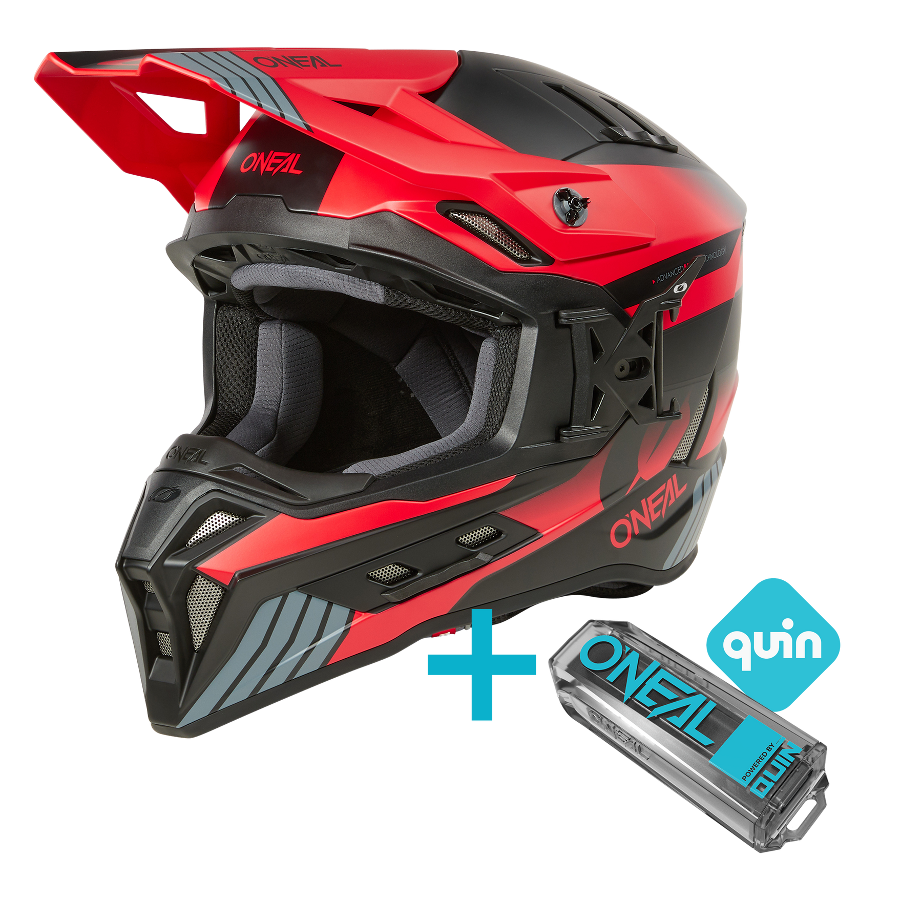 Das O'NEAL EX-SRS Hitch Quin Bundle, bestehend aus einem rot-schwarzen O'NEAL Helm mit integrierten Airflaps und einem kompakten Quin Pro Smart Sensor, wird gemeinsam ausgestellt, um die Vorteile dieser Kombination zu zeigen.
