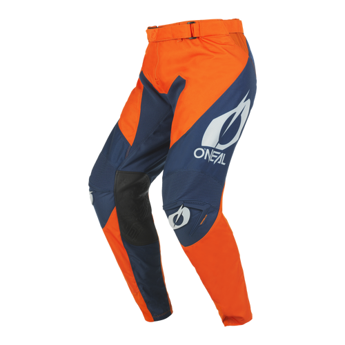 Die O'NEAL MAYHEM Hose HEXX ist eine orangefarbene und marineblaue Motocross-Hose mit schwarzen Knieeinsätzen, auffälligen weißen 