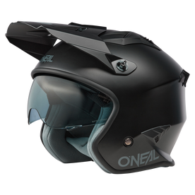 Il casco O'NEAL VOLT Solid è un casco da moto nero opaco con visiera, schermo oscurato, interni imbottiti, aperture di ventilazione aerodinamiche e un vistoso logo O'NEAL sul lato.